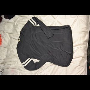 Grey long sleeve super soft shirt